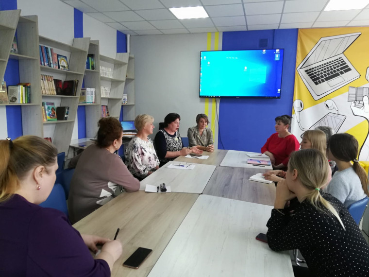Организация проектной деятельности старшеклассников в условиях реализации обновленных ФГОС с 2022 - 2023 учебного года.
